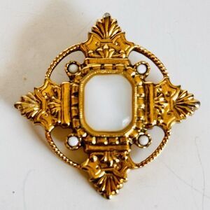 Vintage 1928 Brand Opal Like White Stone Brooch Cross Gold Tone Filigree Victori